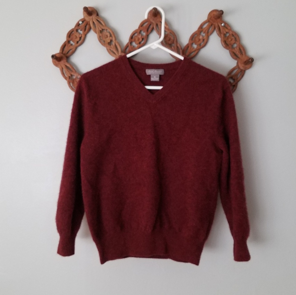 100% cashmere sweater